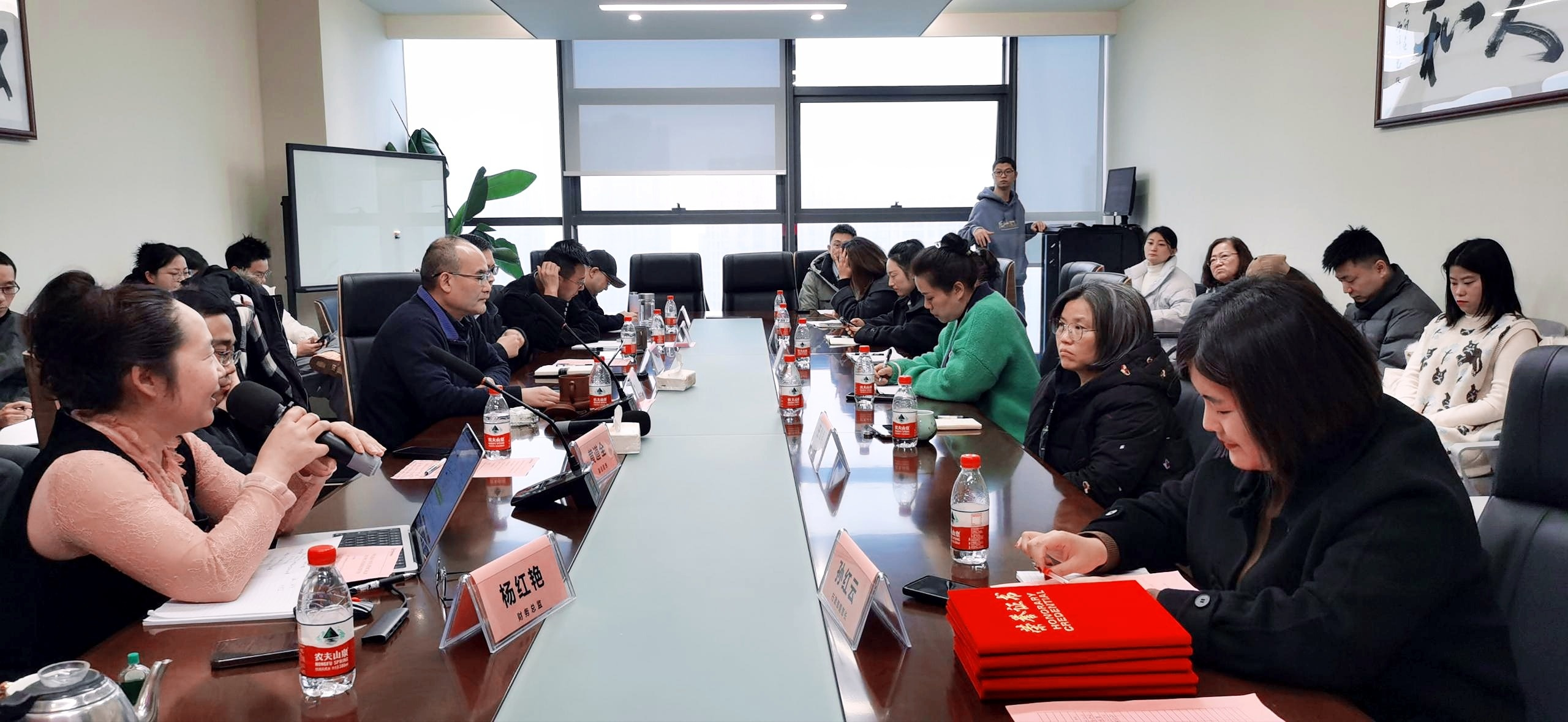 聚势向上,行稳致远丨中都设计2024年度工作总结会圆满召开 聚势向上,行稳致远丨中都设计2024年度工作总结会圆满召开